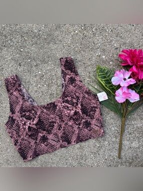 NWT PINK Bralette Size Medium